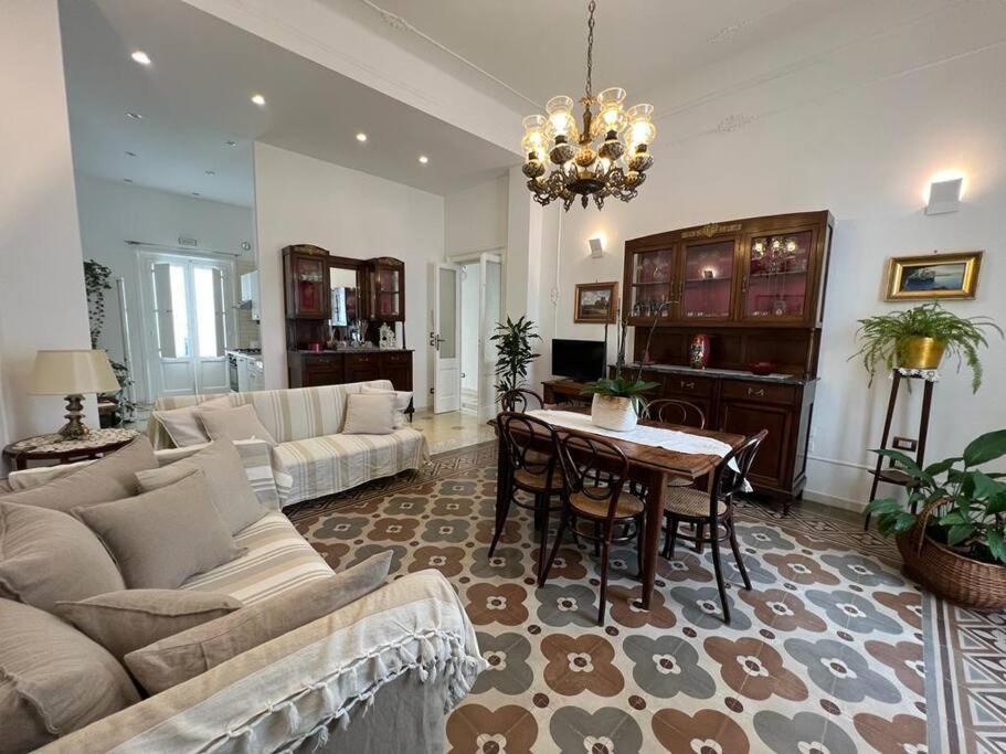 Lux Domus Apartment Bari Exterior foto