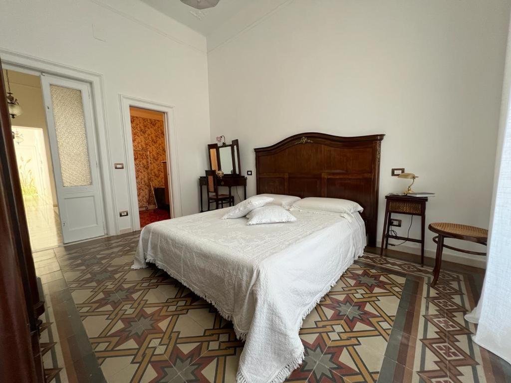 Lux Domus Apartment Bari Exterior foto